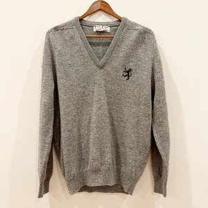 Vintage Pringle of Scotland Sweater Mens 42 Large Gray Wool V Neck Lion Logo - Picture 1 of 13