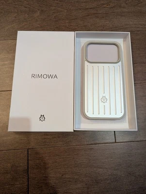 Rimowa iPhone 17 Pro Case Silver New - Bild 1 von 2