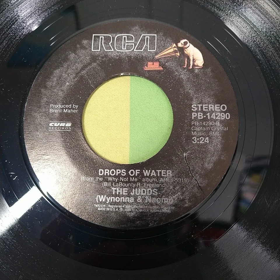 THE JUDDS (Wynonna & Naomi Judd) Grandpa / Drops of Water RCA 7" Single 45 RPM - Image 1 of 4