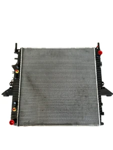 Land Rover LR3 2005-2009 OEM Nissens Radiator Assembly LR021777 64320A - Imagen 1 de 3