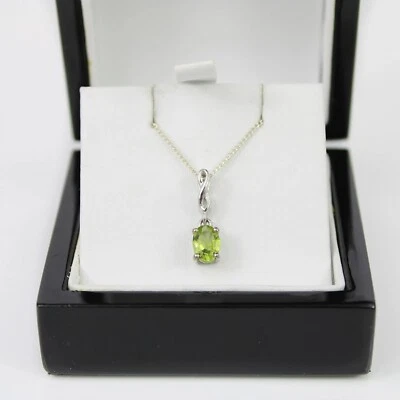 1.67Ct Oval Cut Lab-Created Peridot Drop Women Pendant 14K White Gold Plated - Image 1 of 4
