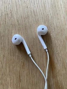 Apple EarPods Lightning-Anschluss - Zdjęcie 1 z 2
