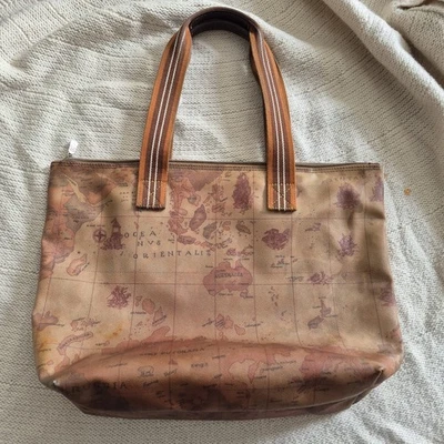 Bolsa de ombro Alviero Martini 1A Classe Geo Classic mapa do mundo - Imagem 1 de 4