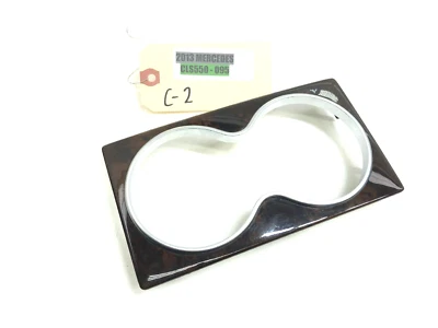 Mercedes CLS550 2012-2018 consola central portavasos inserción moldura OEM. Foto 1 de 4