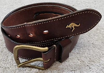 Cinturón Cabela’s Cuero Marrón Outback Legends 36/92 Herrajes e Incrustaciones de Latón Foto 1 de 4