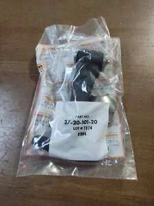 New Southco Flexible Handle Latch Rubber W/Stainless Steel Mount # 37-20-101-20 - Picture 1 of 3
