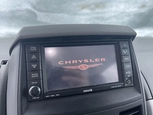 2008-2010 CHRYSLER TOWN&COUNTRY Audio Radio Stereo Receiver INFO SCREEN OEM - Picture 1 of 15