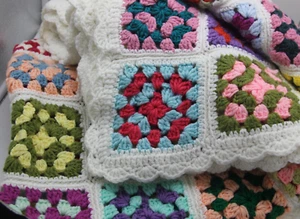 VTG Multicolor Crochet Granny Square Afghan Quilt Blanket Large Roseanne 61”x77” - Picture 1 of 11