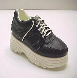 Zapato Just The Right SNEAKING BY #25035 de Raine - Como Nuevo en Caja con Papeleo - Imagen 1 de 1