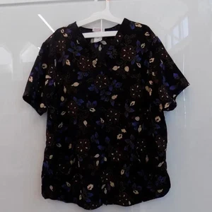 Cherokee Woman's Scrub Top - XL - Picture 1 of 6