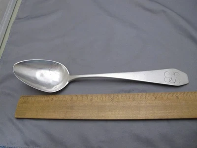 Buena moneda RHODE ISLAND COFFIN-END CUCHARADA DE PLATA-JAMES FALES-Newport Foto 1 de 4