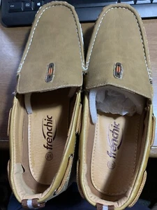 FRENCHIC - Dacio NUEVOS Mocasines Para Hombre Bronceado y Beige - Zapatos Dock - Talla M 9.5 - Imagen 1 de 4