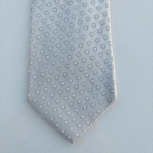 NWOT Club Room Men's Tie Silver Geometric Print 100% Imported Silk - Picture 1 of 7