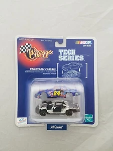 1998 Jeff Gordon #24 Superman Dupont Winner's Circle Tech Removable Chassis - Picture 1 of 2