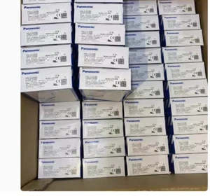 1 PIEZA Nuevo Sensor de Desplazamiento Láser Panasonic HG-C1400-P Envío Gratis - Imagen 1 de 4
