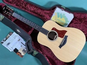 Taylor 510E 2016 Acoustic Electric Guitar - Picture 1 of 11