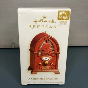 Hallmark Keepsake Ornament  2006 A Christmas Broadcast Radio - Picture 1 of 11