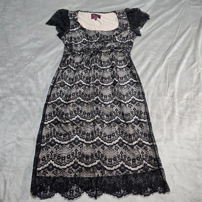 TIFFANY РОЗА ЧЕРНОЕ КРУЖЕВО ЭЛАСТИЧНОЙ ИМПЕРИИ ЛИНИЯ ПЛАТЬЕ РАЗМЕР 8 США ОТЛИЧНОМ СОСТОЯНИИ - Изображение 1 из 4