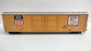 Tyco HO Scale Union Pacific 62' Box Car Railroad Car UP 300631 - Picture 1 of 8