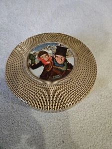 "Lata de Navidad de metal vintage Tiny Tim de Douglass Crockwell 8""" - Imagen 1 de 12