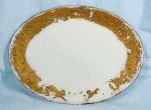 Milk Glass Bureau Tray White Gold Paint Scrolls Leaves Trinkets Victorian - Picture 1 of 8