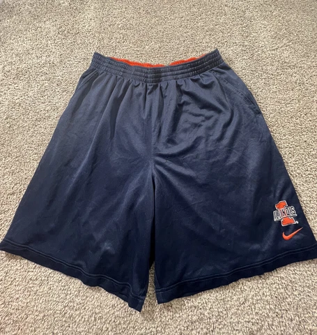 Vintage Nike Team University of Illinois Fighting Illini Men’s Shorts Size XL Cover