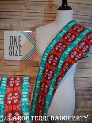 Nuevo con etiquetas LuLaRoe Talla Única Tie-Die Look con Azul Claro, Rojo y Blanco Foto 1 de 4