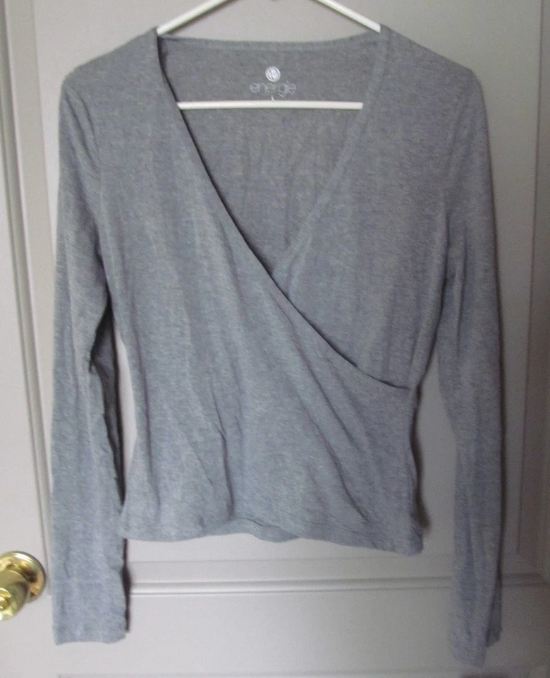 Top envolvente básico para mujer Energie talla junior nuevo con etiquetas Foto 1 de 1