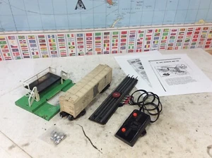 Lionel 3462 Refrigerated Milk Car / Station / Remote Control Track O Gauge - Picture 1 of 10