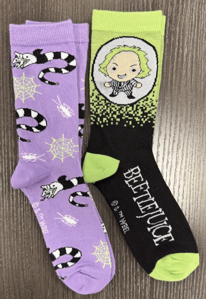 Совершенно новый - женщины - Beetlejuice - 2 пары повседневный Crew носки - Изображение 1 из 1