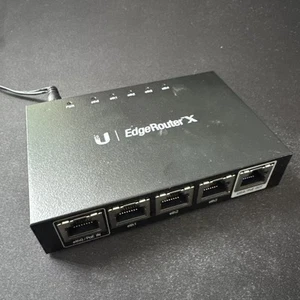 Ubiquiti ER-X EdgeRouter X 5-Port Gigabit Wired PoE Router (2) - Photo 1/6