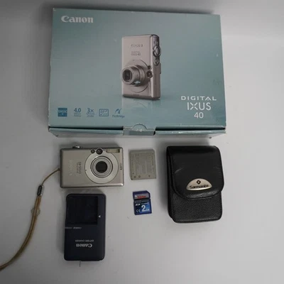 Canon IXUS 40 PowerShot SD300 DIGITAL Vintage Retro 4.0MP Digitalkamera Silber - Bild 1 von 4