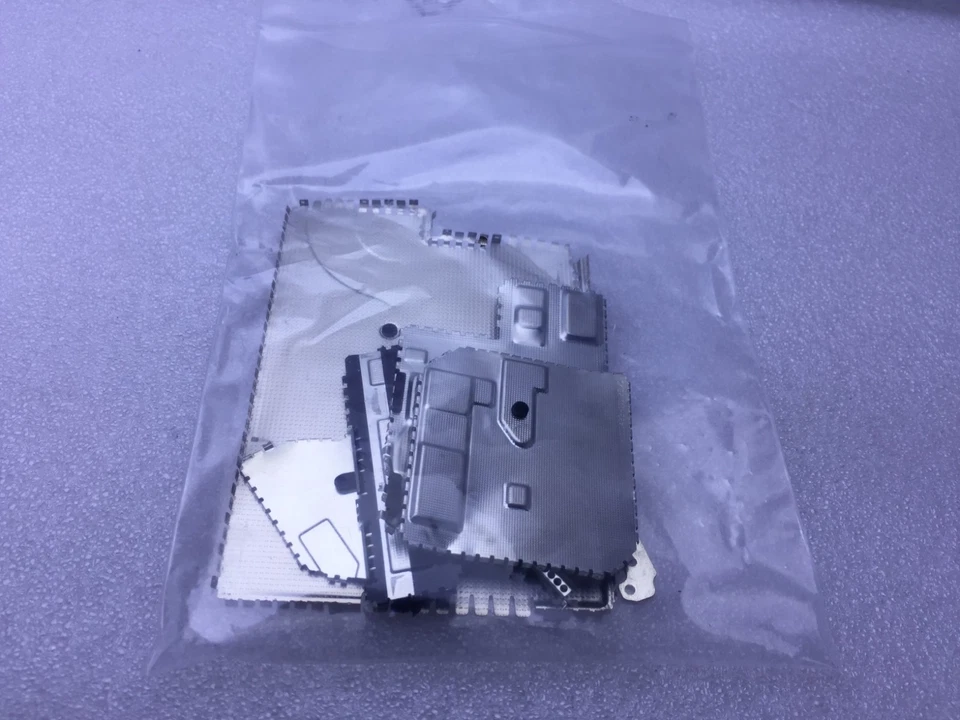 Металлическая крышка материнской платы Microsoft Surface Laptop 5 13,5 дюйма 1950 г. - Изображение 1 из 1