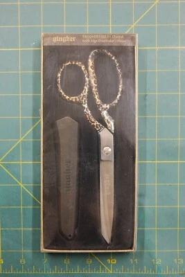 Gingher Scissors Knife Edge Dressmaker's Shears - Designer's Series CHEETAH 8" - Image 1 of 4