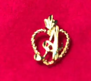 14KT GOLD PLATED LETTER A INITIAL HEART CHARM PENDANT USA SELLER - Picture 1 of 2