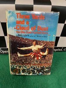 Three Yards and a Cloud of Dust by Levy Signed 1st ed Ohio State Buckeyes Story  - Bild 1 von 8