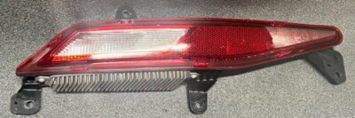 Luz de respaldo LED izquierda conductor Cadillac LYRIQ 2023-2024 84711045 Foto 1 de 3