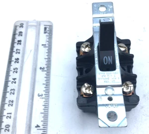 Eaton Manual Motor Controller 30A, 600VAC, 2HP New - Picture 1 of 4