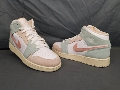 Nike Niñas Air Jordan 1 Mid SE (GS) Tenis Blanco Rosa Jade Talla 4.5 NUEVO EN CAJA Foto 1 de 4