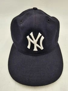New Era Diamond Collection 7 1/8 Vtg New York Yankees 5950 Pro 100% Wool Cap USA - Picture 1 of 4