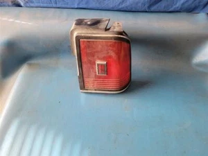 87 88 CERA SEDÁN LUZ TRASERA DERECHA 71034 - Imagen 1 de 5