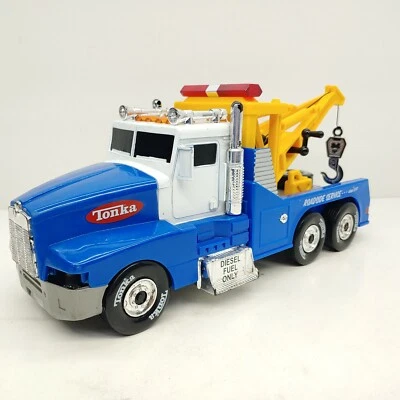 Vintage Tonka Funrise Tow Truck 1992 Wrecker Blue/White Working Lights & Sound - Image 1 of 4