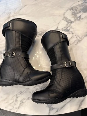 Botas de moto Joe Rocket para mujer. Talla 9. Cuero. Botas rompecorazones mujer Foto 1 de 4
