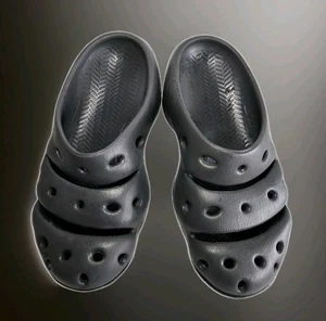 Keen Yogui Graphite Black Slip On Clogs Sandals Shoes Men's 9 Women 10.5 Clean!  - Picture 1 of 7