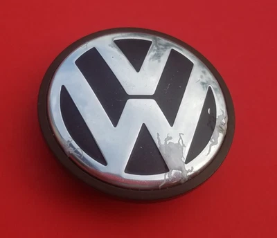 VOLKSWAGEN BEETLE CC EOS GOLF JETTA PASSAT (1) WHEEL RIM HUB CAP CENTER OEM C27 - Image 1 of 3