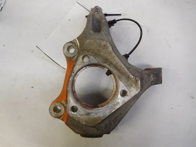 Cadillac SRX Left Spindle Knuckle Hub Carrier 2010 2011 2012 2013 2014 2015 2016 - Изображение 1 из 3