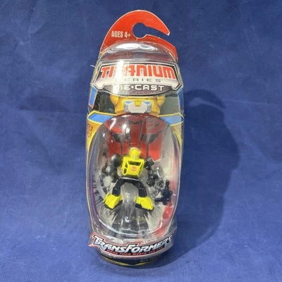 Transformers Titanium Series Bumblebee Die Cast Micro Machines Sealed - Image 1 of 4