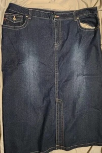 Vezucci Womens Denim Skirt Size 24. 36' Length - Picture 1 of 10