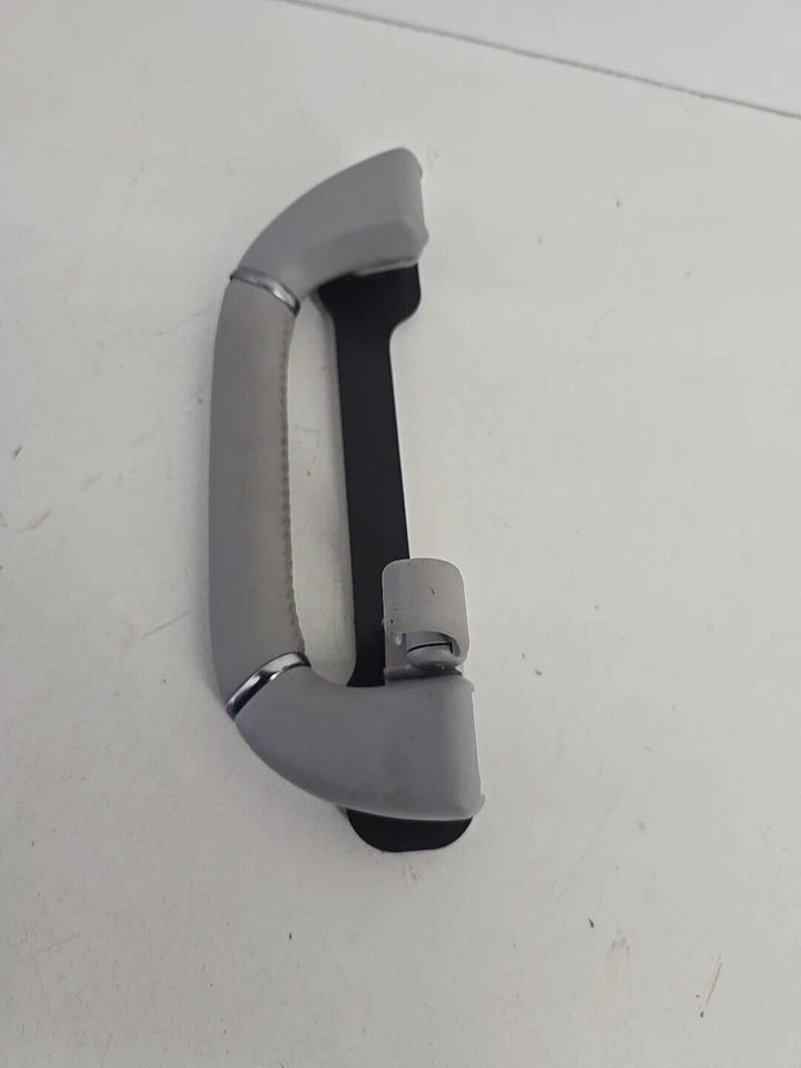 HYUNDAI EQUUS 2014-2016 MANIJA DE TECHO TRASERO IZQUIERDO AGARRE INTERIOR MANIJA DE AGARRE Foto 1 de 4