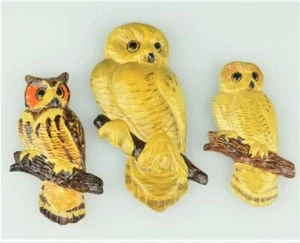HAND PAINTED CERAMIC SNOWY OWLS (2) GREAT HORNED OWL (1) - TRAILSIDE MUSEUM IL - Picture 1 of 12